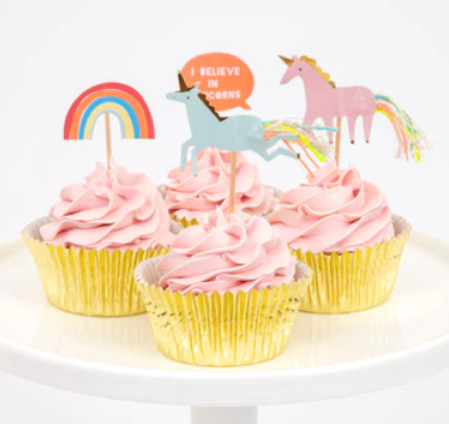 I Believe In Unicorns Cupcake Kit
