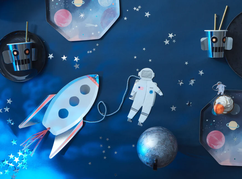 Spaceman Rocket Plates